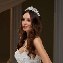 Load image into Gallery viewer, Crystal Bridal Tiara