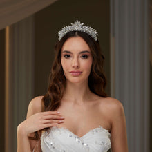 Load image into Gallery viewer, Crystal &amp; Rhinestone  Tiara