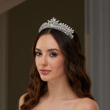 Load image into Gallery viewer, Crystal &amp; Rhinestone  Tiara