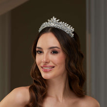 Load image into Gallery viewer, Crystal &amp; Rhinestone  Tiara