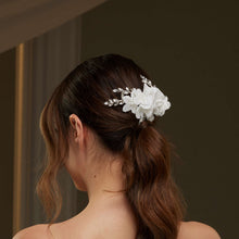 Load image into Gallery viewer, Rhinestone and Pearl Hair Comb