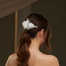 Load image into Gallery viewer, Rhinestone and Pearl Hair Comb