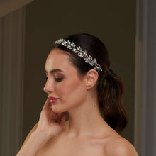 Load image into Gallery viewer, Crystal and Pearl  Hair Vine