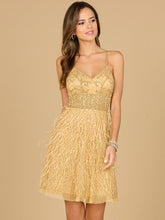 Load image into Gallery viewer, Beaded, Feather Cocktail Short