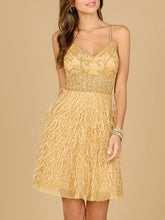 Load image into Gallery viewer, Beaded, Feather Cocktail Short