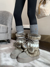 Load image into Gallery viewer, Women's Retro Chunky Ankle Boots – Fleece-Lined Suede Slip-On Winter Boots