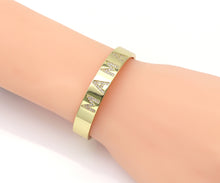 Load image into Gallery viewer, MAMA Word Open Cuff Bracelet,X287
