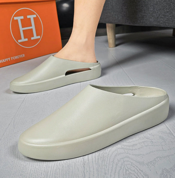Men's Lightweight EVA Clogs - Breathable Non-Slip Summer Slippers with Hollowed-Out Design