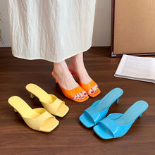 Load image into Gallery viewer, Women's Square Toe Low Heel Slippers – Open Toe Patent Leather Slide Sandals