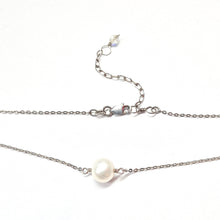 Load image into Gallery viewer, Single Pearl choker necklace