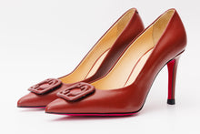 Load image into Gallery viewer, The Maneadero Dark Red Leather Pump Fuchsia Sole Women Shoe