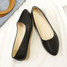 Load image into Gallery viewer, Women's Buckle Block-Heel Loafers | Microfiber Leather Low-Cut Shoes
