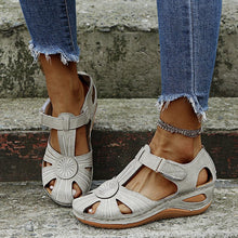 Load image into Gallery viewer, Cutout Round-Toe Velcro Beach Sandals