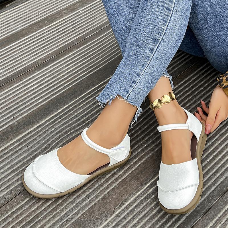Women's Breathable Casual Shoes - Soft Sole Comfort Flats with Hollow-Out Design