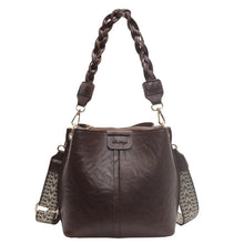 Load image into Gallery viewer, Women's High-Capacity Crossbody Bag – Chic PU Leather Underarm Tote | Streetwear Handbag