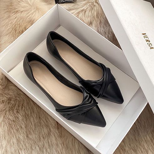 Chanel-Style Pointed-Toe Flat Shoes for Women – Mary Jane PU Leather Flats