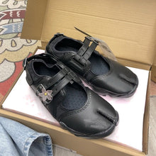Load image into Gallery viewer, Women's Casual Velcro Sneakers – Breathable Mesh Low-Top Flat Shoes