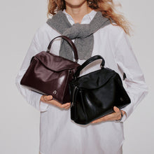 Load image into Gallery viewer, Commuting Large Capacity Portable Tote Bag