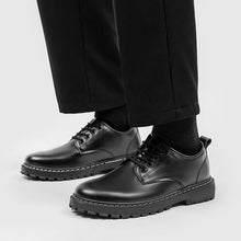 Load image into Gallery viewer, Men's Waterproof Low-Top Boots | Chunky Sole Lace-Up Casual Boots