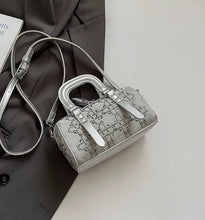 Load image into Gallery viewer, Korean-style Minimalist Versatile Niche Cylindrical Tote Bag