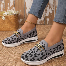 Load image into Gallery viewer, Women's Leopard Print Round Toe Slip-On Flats | Breathable Mesh Casual Shoes