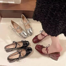 Load image into Gallery viewer, Women's Square-Toe Mary Jane Shoes with Bow - Chunky Heel Dress Shoes