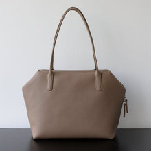 Load image into Gallery viewer, Women's Genuine Leather Shoulder Bag – Full-Grain Cowhide Handbag with Zipper &amp; Card Holder