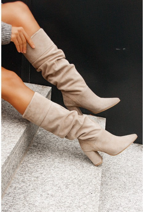 Women's Suede Over-the-Knee Boots - Chunky Heel Pointed Toe Slip-On Winter Boots