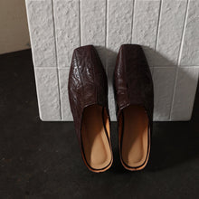 Load image into Gallery viewer, Women's Washed Cowhide Square-Toe Mules | Low Block Heel Backless Shoes