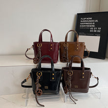 Load image into Gallery viewer, Women's Crossbody Bucket Bag - PU Leather Urban Minimalist Shoulder Bag with Adjustable Strap
