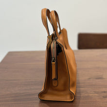 Load image into Gallery viewer, Womens Casual All-Match Tote Bag Made From Full-Grain Cowhide Leather