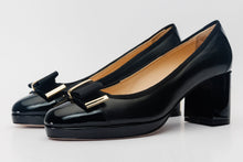 Load image into Gallery viewer, The Fano Black Leather Cap Toe Block Heel Pump Women Shoe