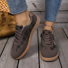 Load image into Gallery viewer, Women's Retro Chunky Sole Sneakers – Color-Block Lace-Up Platform Shoes