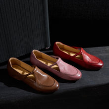 Load image into Gallery viewer, Full Grain Leather Mary Jane Flats