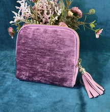 Load image into Gallery viewer, Tassel Crystal Pearl Jewelry Bag – Bracelet &amp; Bangle Storage Pouch