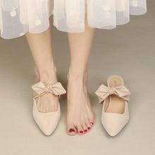 Load image into Gallery viewer, Women's Chunky Heel Pointed Toe Slip-On Heels with Bow | French Style Block Heels