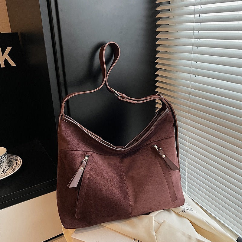 Large Capacity Women's Suede Bucket Bag – Winter Commuter Shoulder Bag