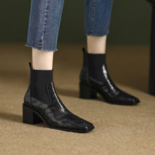 Load image into Gallery viewer, Women's Chunky Heel Square Toe Cowhide Leather Pumps | Minimalist Luxury Heels