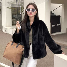 Load image into Gallery viewer, Womens Stylish Loose-fitting Fur-trimmed Collar Coat
