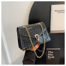Load image into Gallery viewer, Crocodile-Print Chain Crossbody Bag