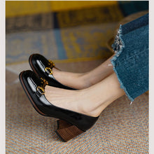Load image into Gallery viewer, Women's Retro Square Toe Chunky Heel Pumps - French Style Block Heel Shoes