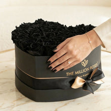 Load image into Gallery viewer, Heart Black Box | Black Roses