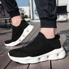 Load image into Gallery viewer, Lightweight Breathable Sports Sneakers