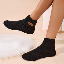 Load image into Gallery viewer, Women's Non-Slip Indoor Snow Boots | Warm Fleece-Lined Home Slippers