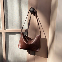 Load image into Gallery viewer, Fashionable And Versatile New Cowhide Shoulder Bag