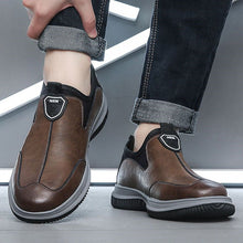 Load image into Gallery viewer, Men's Soft Leather Business Casual Breathable Dress Shoes - British Style Round Toe Slip-On Loafers