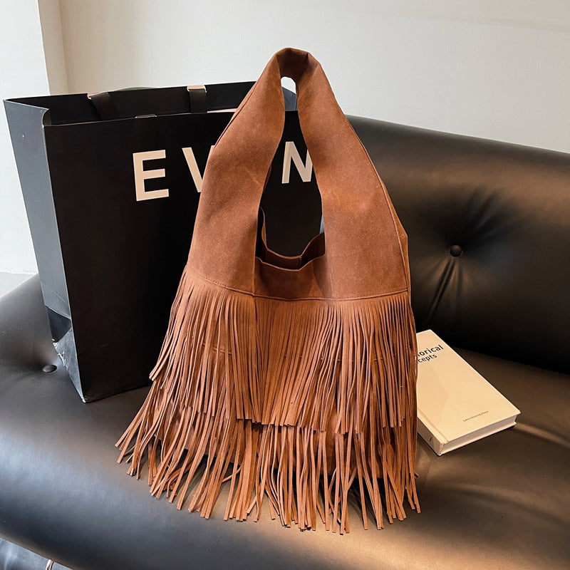Retro Tassel Bucket Bag for Women – PU Leather Shoulder Bag with Suede Lining