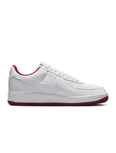 Load image into Gallery viewer, Nike Mens Kobe Air Force 1 Low - White/Team Red