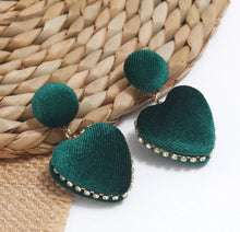 Load image into Gallery viewer, Modern Heart Earrings