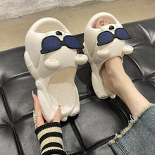 Load image into Gallery viewer, Cute Sunglasses Bear Slippers